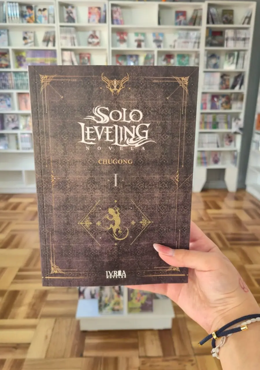 Solo Leveling Novela 01 - ejemplar real en la tienda de Dame Mi Manga
